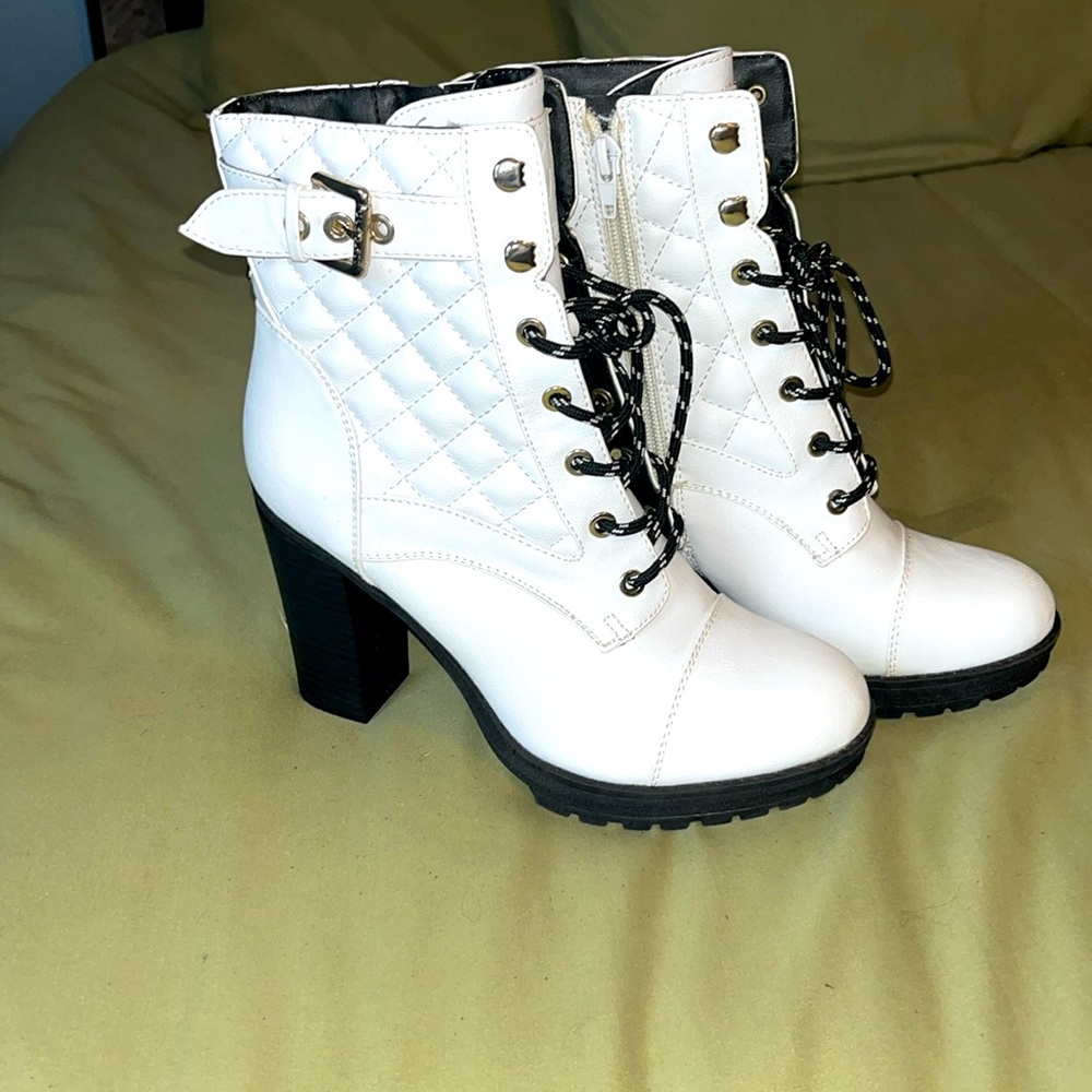 Brand new never worn zip up booties w heels